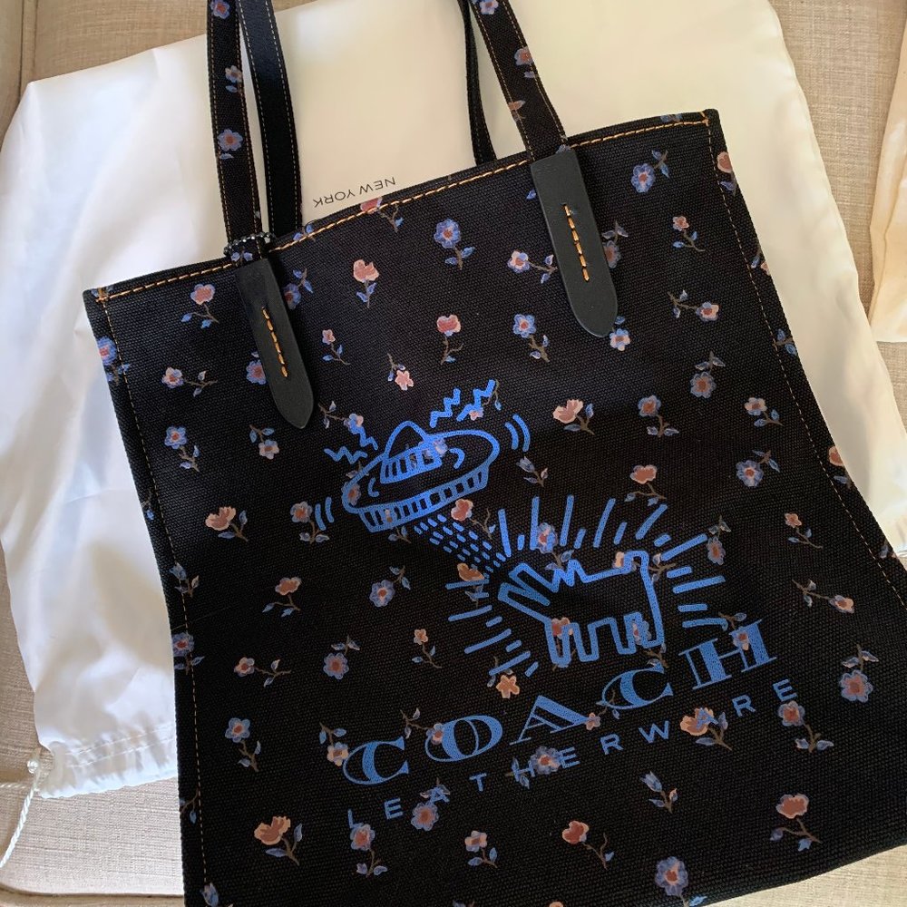 ~USED ONLY ONCE~ COACH X KEITH HARING TOTE